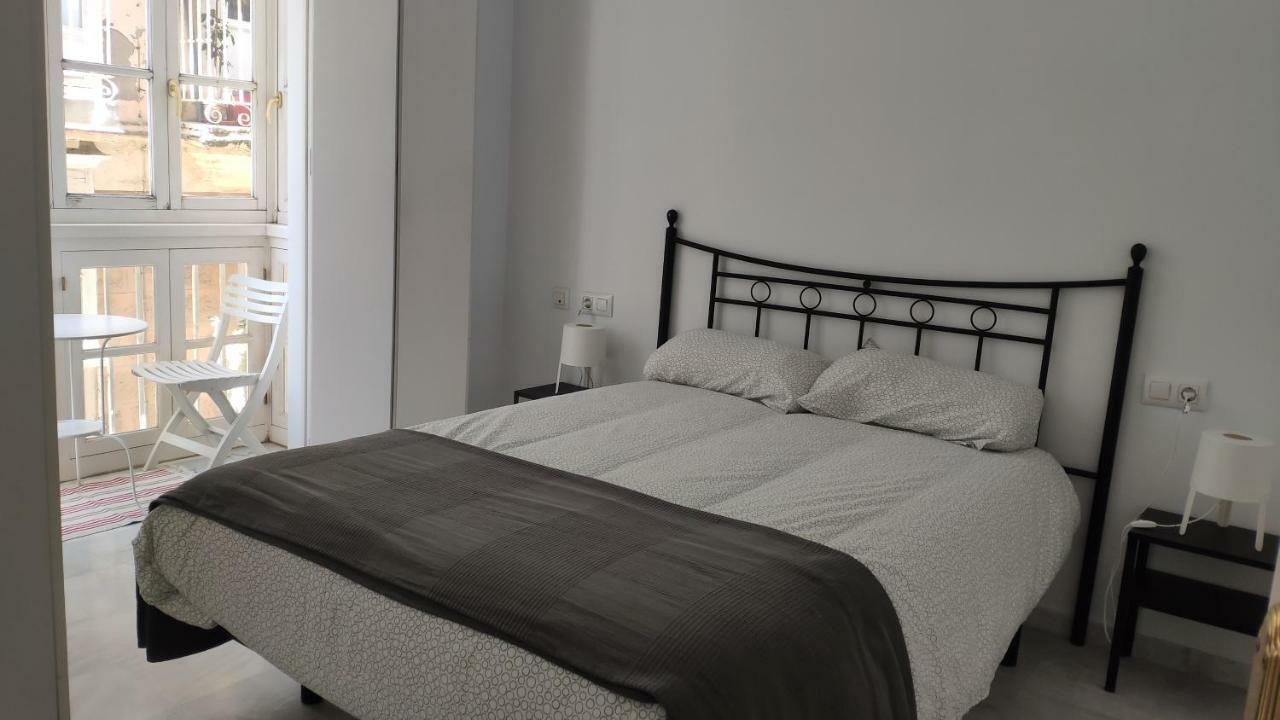 Apartamento El Gaditano Errante Cadiz Luaran gambar